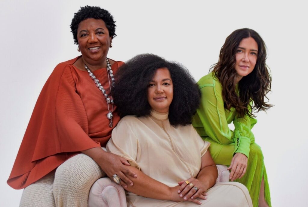 Pavilhão do Brasil na Bienal de Veneza 2026 reuniu Adriana Varejão e Rosana Paulino, sob curadoria de Diane Lima
