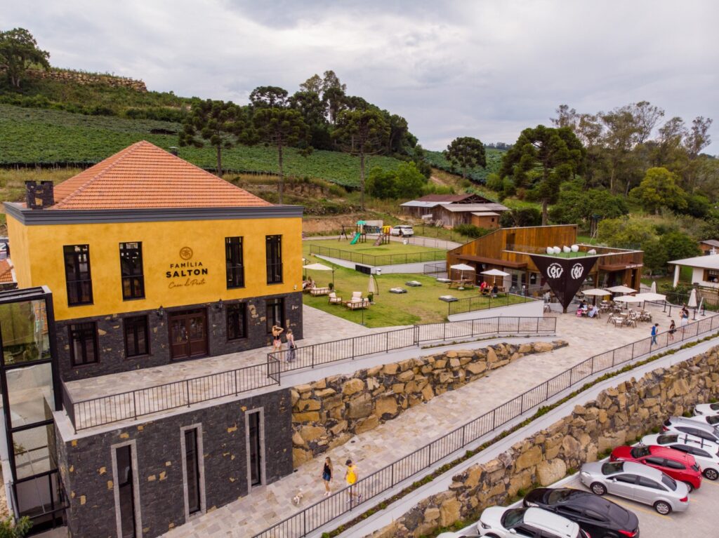 Casa Di Pasto Salton, na rota Caminhos de Pedra: espaço reúne história, gastronomia e lazer.