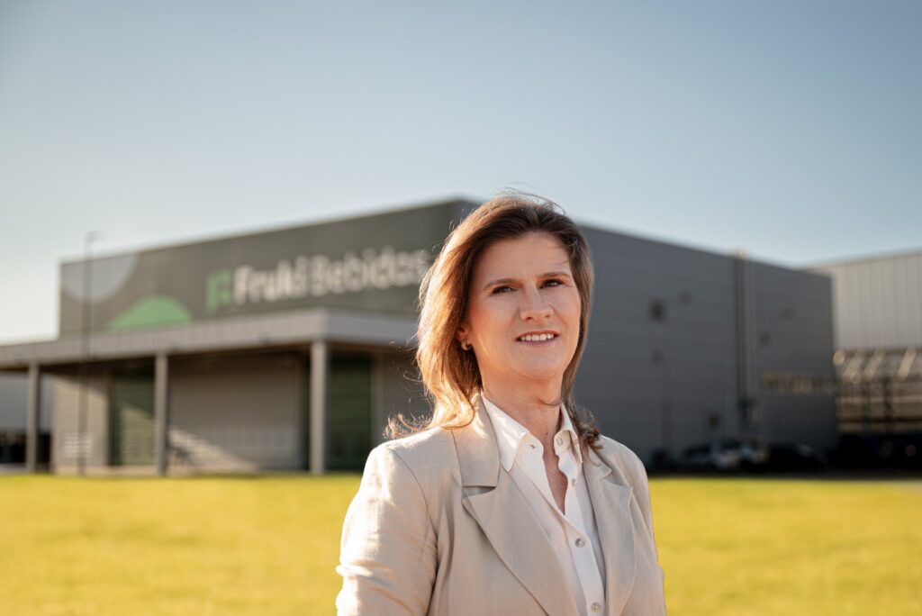 Herdeira de uma cultura centenária, a CEO da Fruki Bebidas fala sobre desafios estratégicos, liderança e crescimento no ano em que a empresa deverá faturar, pela primeira vez, mais de R$ 1 bilhão.